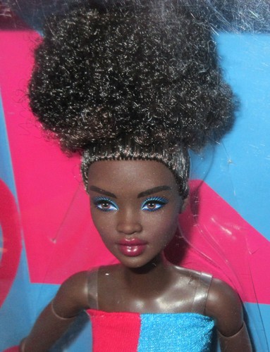 Nrfb barbie signature looks - nrfb,